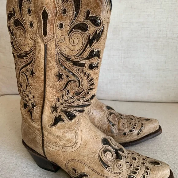 Corral boots - Picture 3 of 6